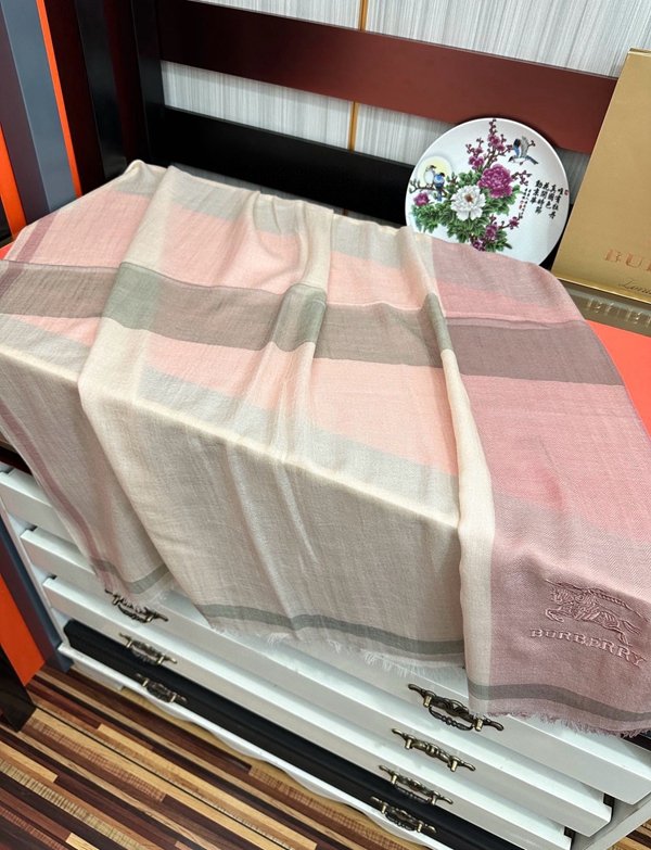 ブランドマフラー素材ディテール